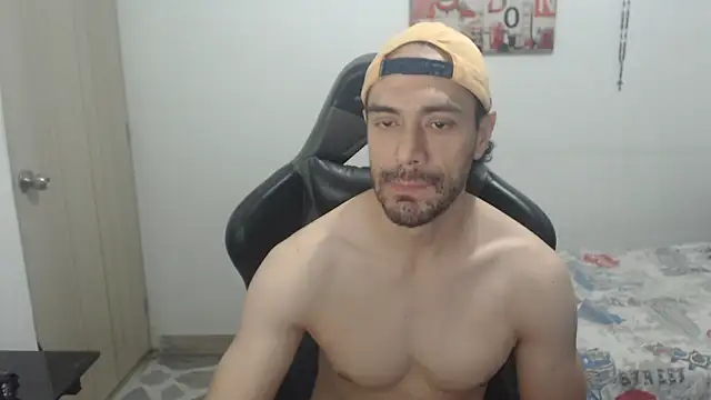 samuelgarcia  online show from 07/07/26, 04:04