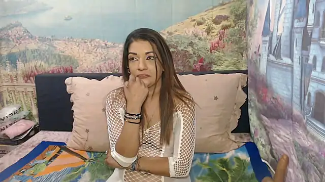 Snapshot of indianaqua chatting on 10/17/25, 05:04 indianaqua online show from 10/17/25, 05:04