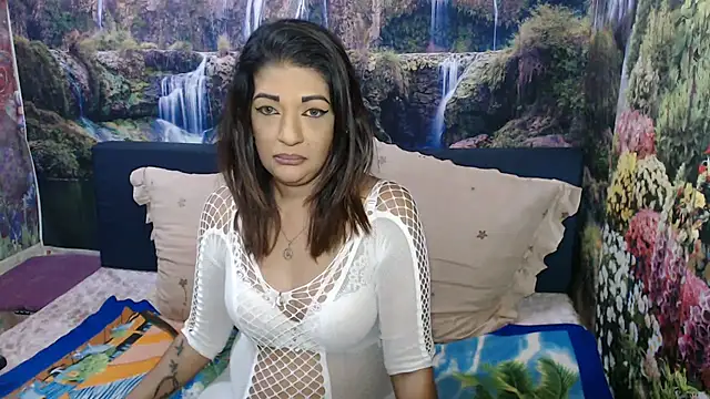 Snapshot of indianaqua chatting on 11/23/25, 06:24 indianaqua online show from 11/23/25, 06:24