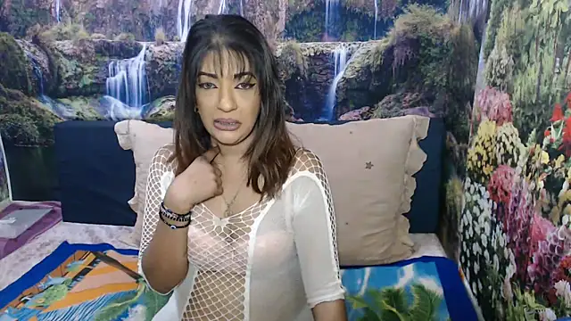 Snapshot of indianaqua chatting on 11/30/25, 05:55 indianaqua online show from 11/30/25, 05:55