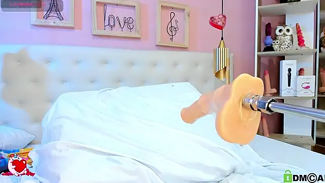 leylla  online show from 03/05/25, 11:27