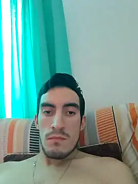 Snapshot of TommyMomentum chatting on 01/05/26, 08:23 TommyMomentum online show from 01/05/26, 08:23