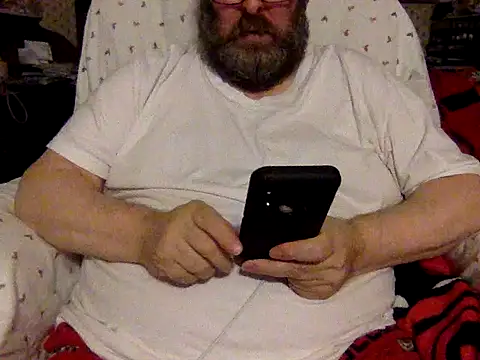 Snapshot of Drwhocares chatting on 12/03/24, 10:07 Drwhocares online show from 12/03/24, 10:07