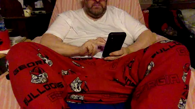 Snapshot of Drwhocares chatting on 02/08/25, 01:22 Drwhocares online show from 02/08/25, 01:22