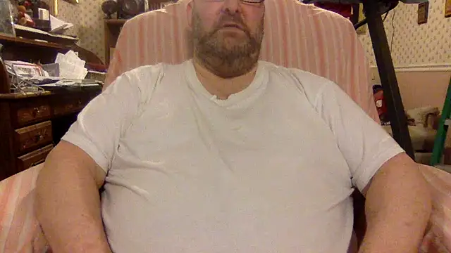 Snapshot of Drwhocares chatting on 04/15/26, 07:43 Drwhocares online show from 04/15/26, 07:43