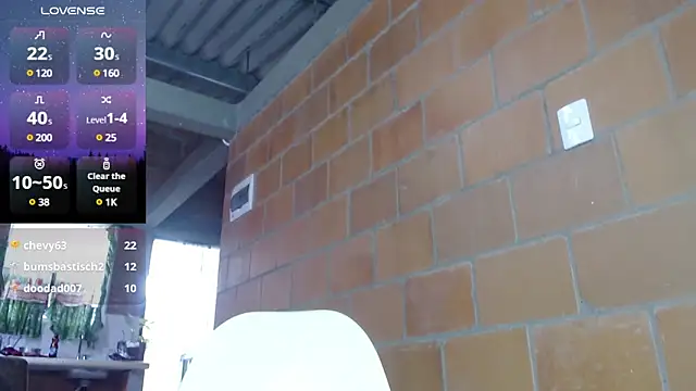 Snapshot of jasminne_ chatting on 03/07/25, 05:49 jasminne online show from 03/07/25, 05:49