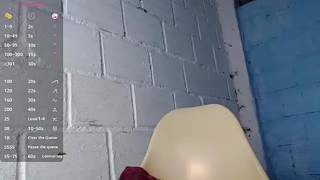 Snapshot of jasminne_ chatting on 10/11/25, 04:05 jasminne online show from 10/11/25, 04:05