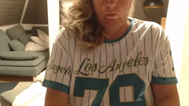 KimMitchelli online show from 03/04/26, 05:57