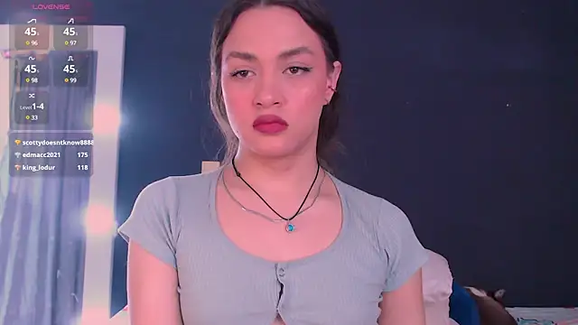 valen thompson online show from 12/15/24, 10:04