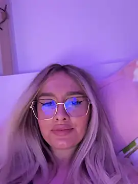 mollyxxx online show from 01/20/25, 03:50