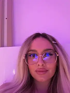 mollyxxx online show from 02/02/25, 01:55