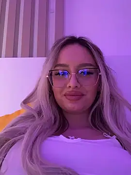 mollyxxx online show from 02/03/25, 04:25