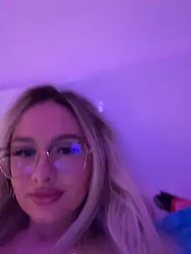 mollyxxx online show from 02/11/25, 01:41