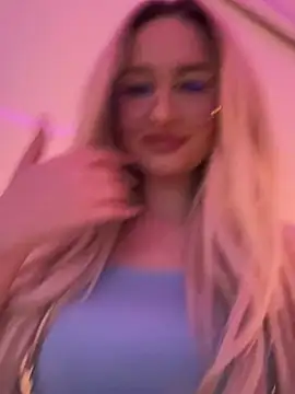 mollyxxx online show from 02/17/25, 05:58