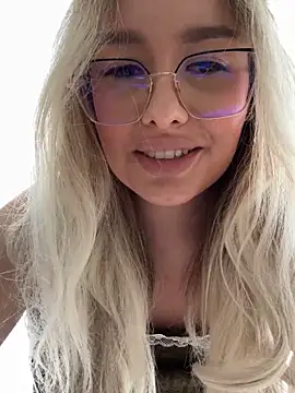 mollyxxx online show from 03/13/25, 07:42