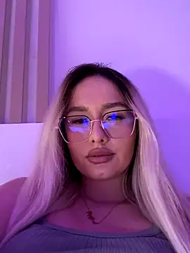 mollyxxx online show from 11/23/25, 03:06