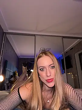 RockQueen A online show from 02/08/26, 04:38