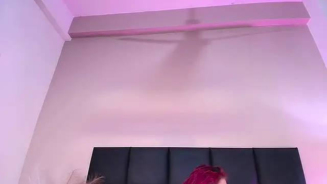 JupiteFox online show from 04/23/26, 12:56