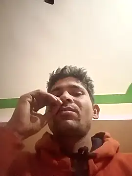 Snapshot of SunnyleoneBG chatting on 12/24/24, 01:49 SunnyleoneBG online show from 12/24/24, 01:49