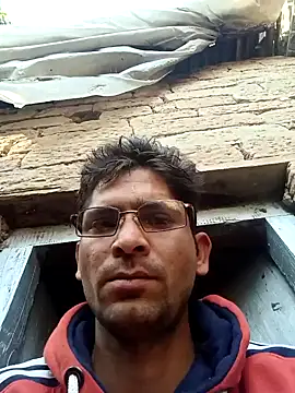 Snapshot of SunnyleoneBG chatting on 12/30/24, 07:37 SunnyleoneBG online show from 12/30/24, 07:37