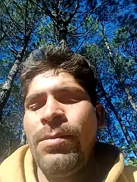 Snapshot of SunnyleoneBG chatting on 01/17/25, 04:28 SunnyleoneBG online show from 01/17/25, 04:28