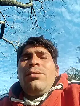 Snapshot of SunnyleoneBG chatting on 02/08/25, 02:47 SunnyleoneBG online show from 02/08/25, 02:47