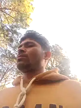 Snapshot of SunnyleoneBG chatting on 10/20/25, 02:45 SunnyleoneBG online show from 10/20/25, 02:45