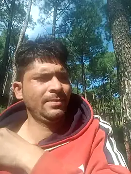 Snapshot of SunnyleoneBG chatting on 10/21/25, 03:40 SunnyleoneBG online show from 10/21/25, 03:40