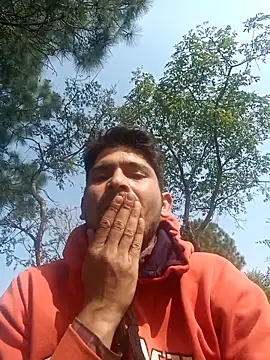 Snapshot of SunnyleoneBG chatting on 11/05/25, 05:18 SunnyleoneBG online show from 11/05/25, 05:18