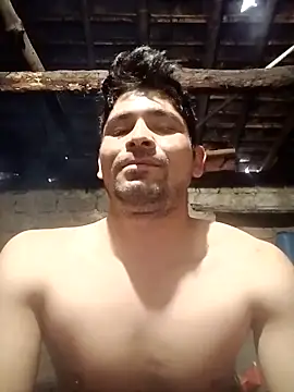 Snapshot of SunnyleoneBG chatting on 11/17/25, 02:17 SunnyleoneBG online show from 11/17/25, 02:17