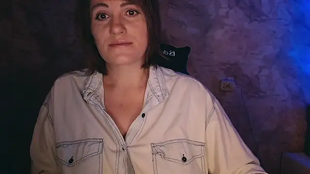 Snapshot of _letty_ chatting on 01/11/25, 11:13 letty online show from 01/11/25, 11:13