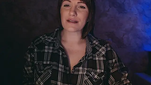 Snapshot of _letty_ chatting on 02/13/25, 08:34 letty online show from 02/13/25, 08:34