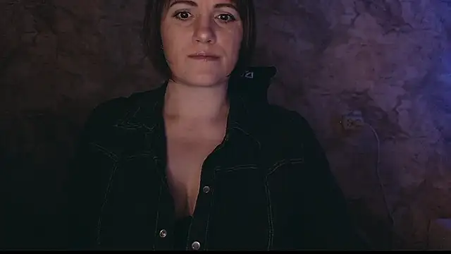 Snapshot of _letty_ chatting on 03/14/25, 08:49 letty online show from 03/14/25, 08:49