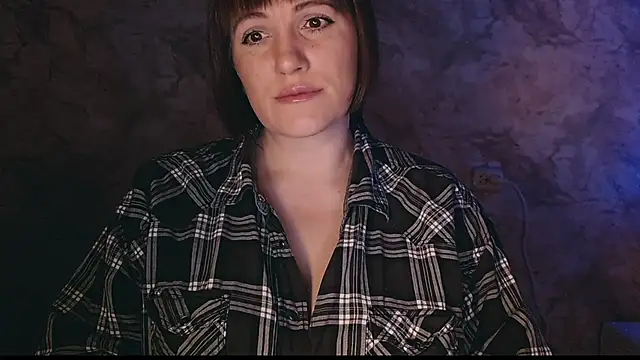 Snapshot of _letty_ chatting on 03/19/25, 09:16 letty online show from 03/19/25, 09:16