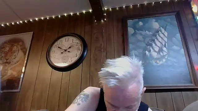 Makowboy online show from 12/26/24, 08:53