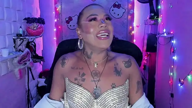 Snapshot of tsviolett chatting on 12/10/24, 09:22 tsviolett online show from 12/10/24, 09:22