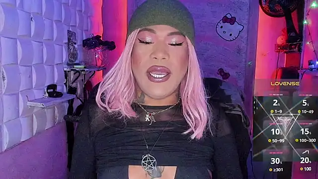 Snapshot of tsviolett chatting on 03/05/25, 07:17 tsviolett online show from 03/05/25, 07:17