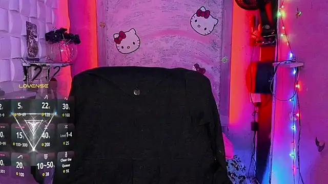 Snapshot of tsviolett chatting on 03/10/25, 06:12 tsviolett online show from 03/10/25, 06:12