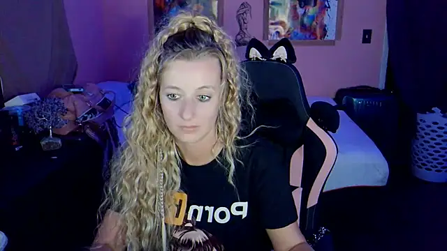 AsiaGoesPro online show from 12/19/25, 08:43