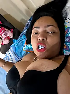 NIKOLE1301 online show from 09/30/25, 02:11