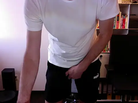 Slave 75 online show from 09/12/25, 05:51