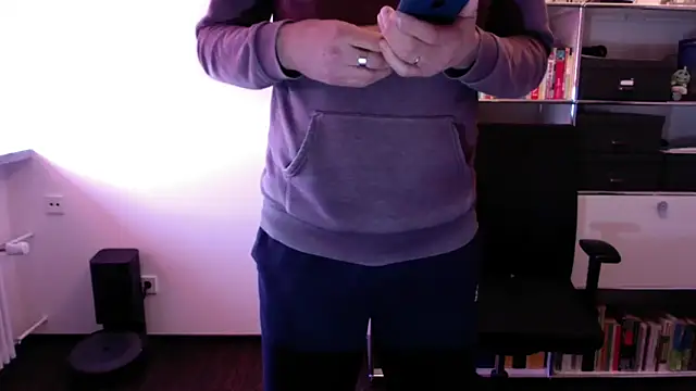 Slave 75 online show from 03/20/26, 10:20