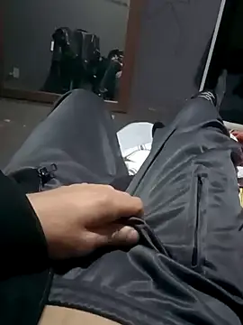 yourboysexy19 online show from 07/14/26, 06:51