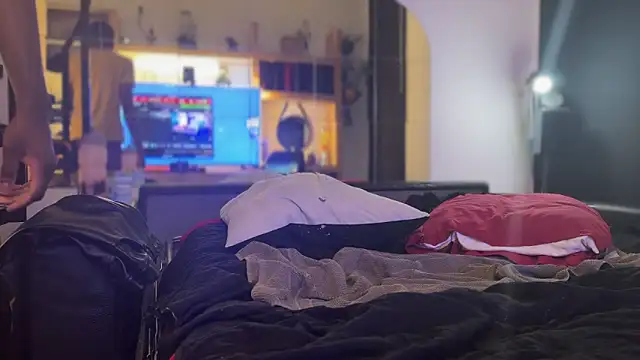 Snapshot of Sportparis4 chatting on 01/26/25, 12:16 Sportparis4 online show from 01/26/25, 12:16