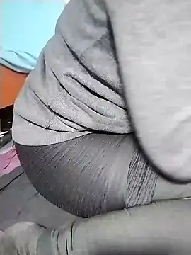 loveyou246 online show from 01/30/25, 02:16