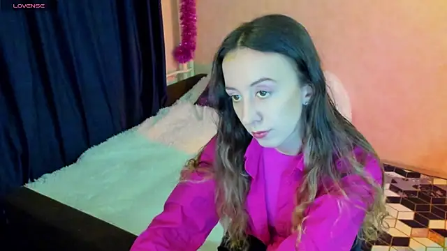 CurlySteph online show from 12/07/24, 06:59