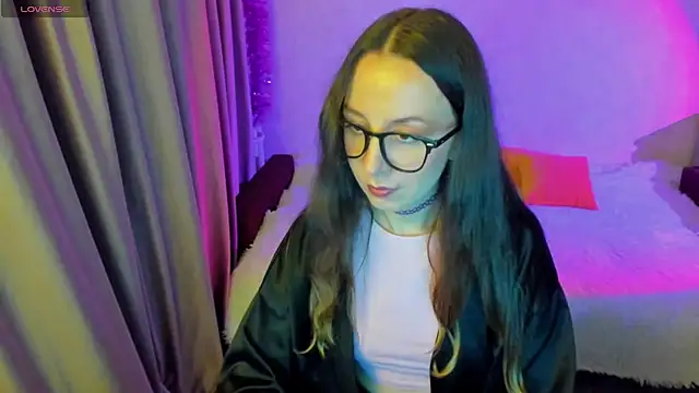 CurlySteph online show from 09/24/25, 10:35