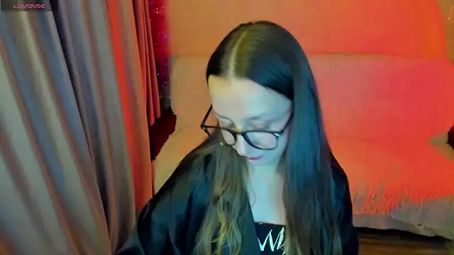 CurlySteph online show from 10/15/25, 04:29