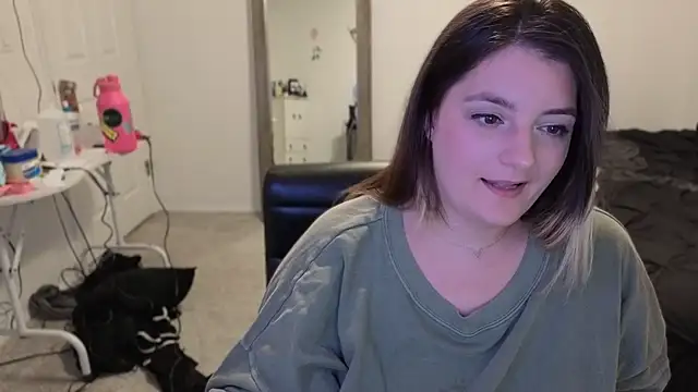 magicsparkles online show from 04/28/26, 04:28