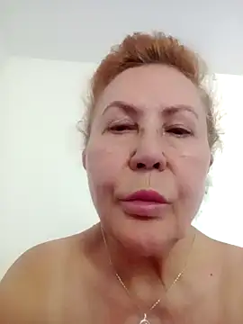 Hottie-Mom online show from 06/26/26, 06:51